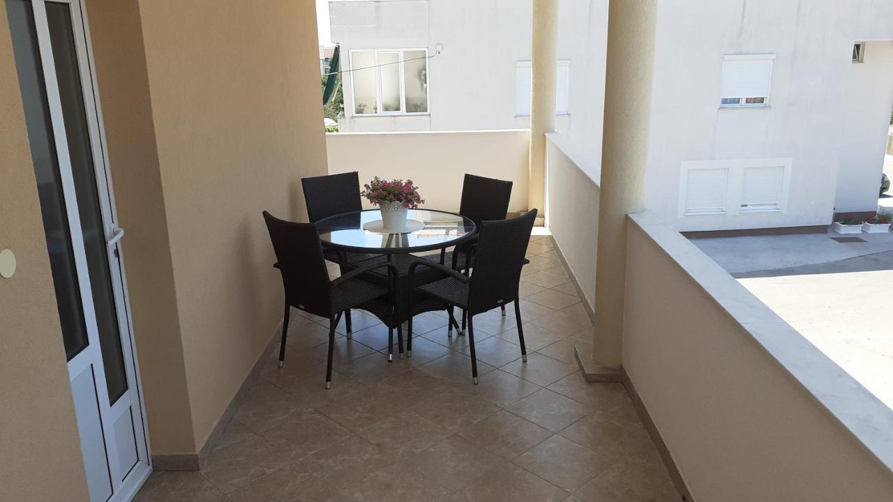 Apartman Nina Vodice Exterior photo